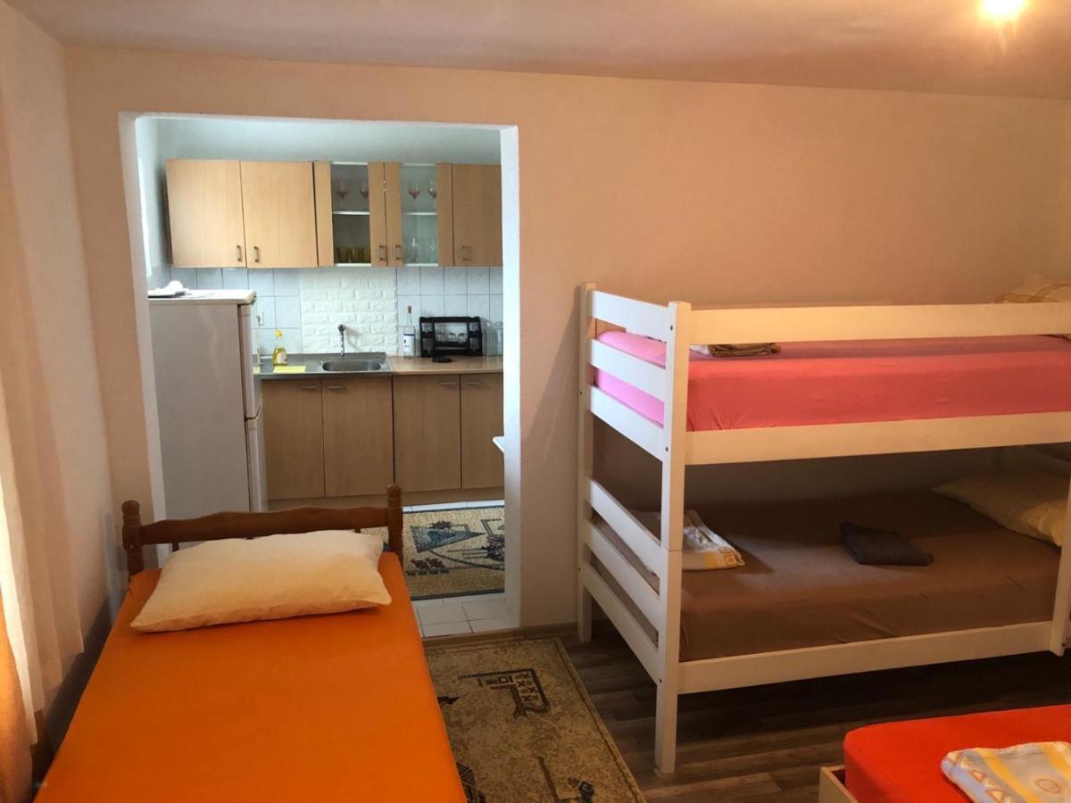 Guesthouse Star Мостар Екстериор снимка