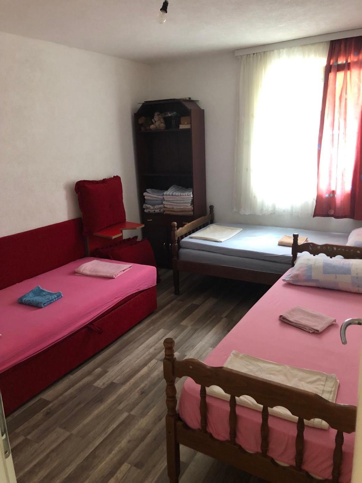 Guesthouse Star Мостар Екстериор снимка